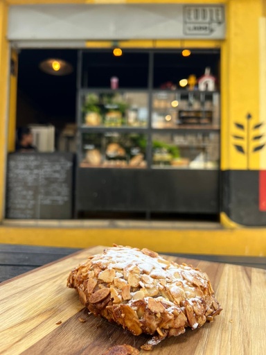 Croissant de Amêndoas